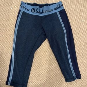 Lululemon NWOT capri leggings / knee length shorts navy size 6